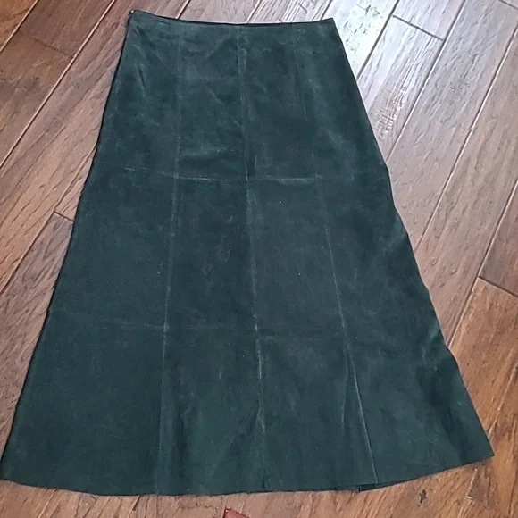 Montanaco dark green leather maxi skirt with side zipper size Large - Picture 2 of 9